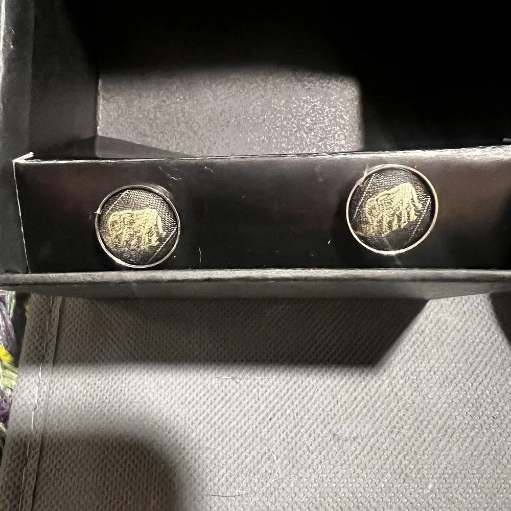 Men's‎ 100% Silk Tie Gift Set Cuff Links, Pocket Square, Tie Elephants